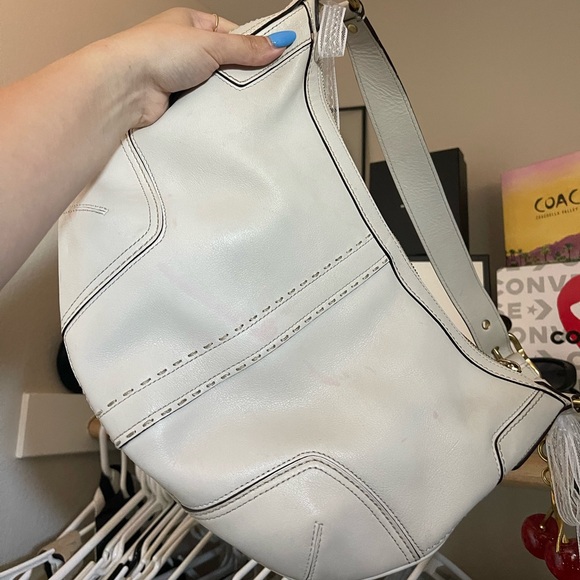Y2K Style Coach Cream White Leather Hobo Hampton Bag - Picture 14 of 16
